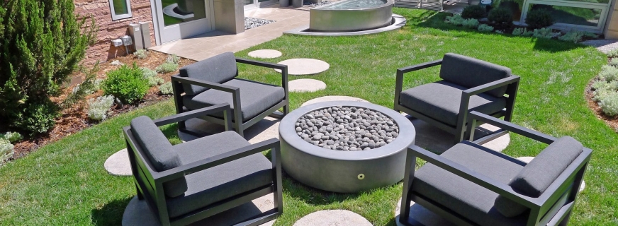 circular concrete fire pit