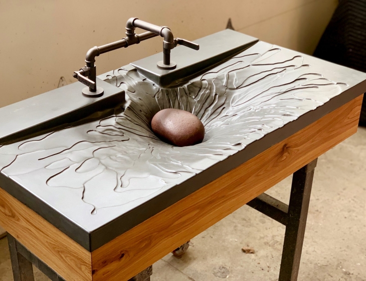 ‘Splash’ concrete sink