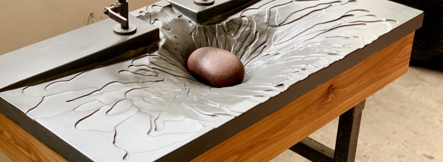 ‘Splash’ concrete sink