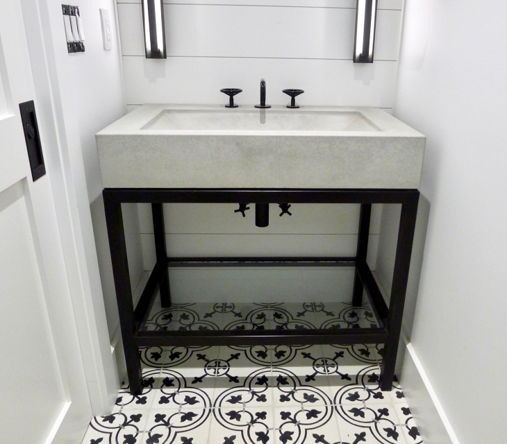North Boulder concrete sink