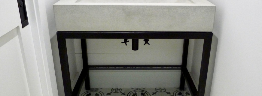 North Boulder concrete sink