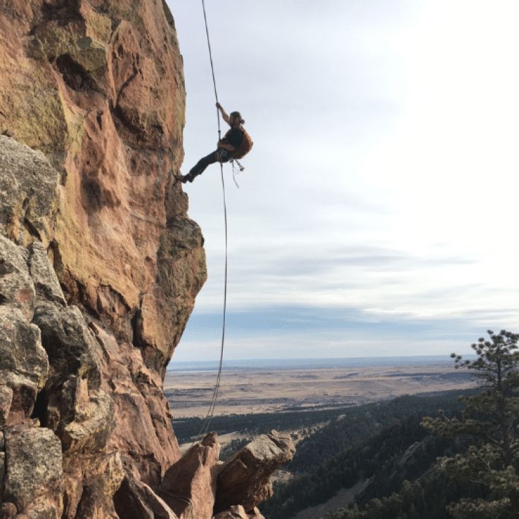 concretepete rappelling
