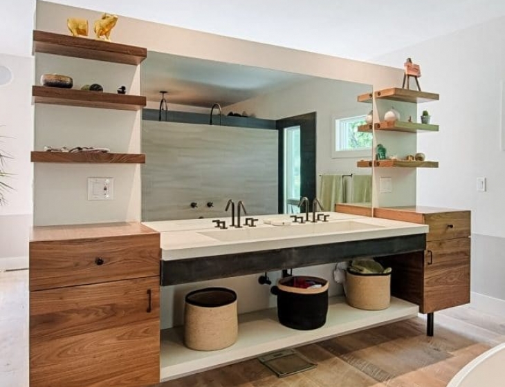 Grape Ave Master Bath