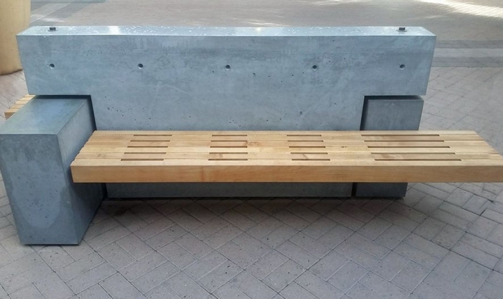 maple bench insitu