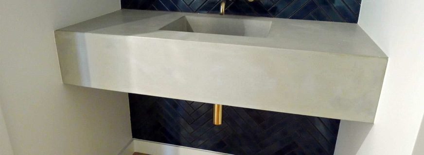 Floating concrete sink